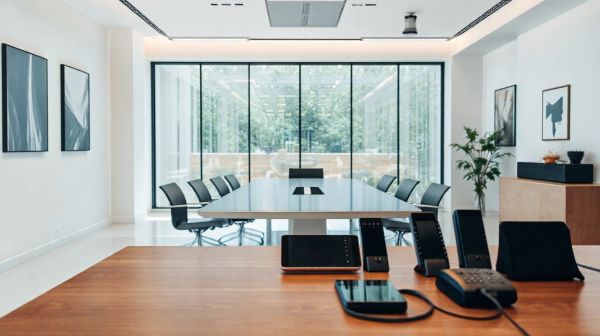 Top 5 solutions de téléphonie professionnelle pour entreprises